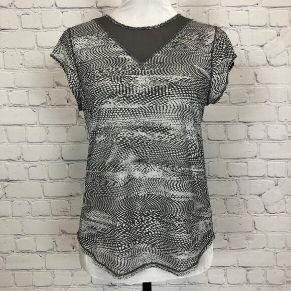 Lululemon For The Run Short Sleeve Brown White NO SIZE - Picture 1 of 5